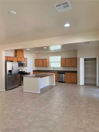 $2,195 | 212 Botanic Gardens Drive, Las Vegas, NV 89148