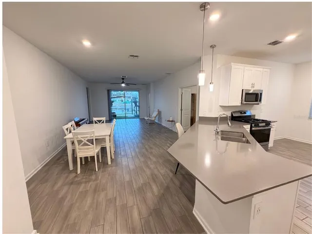 $2,400 | 9412 Revere Avenue, Leesburg, FL 34788