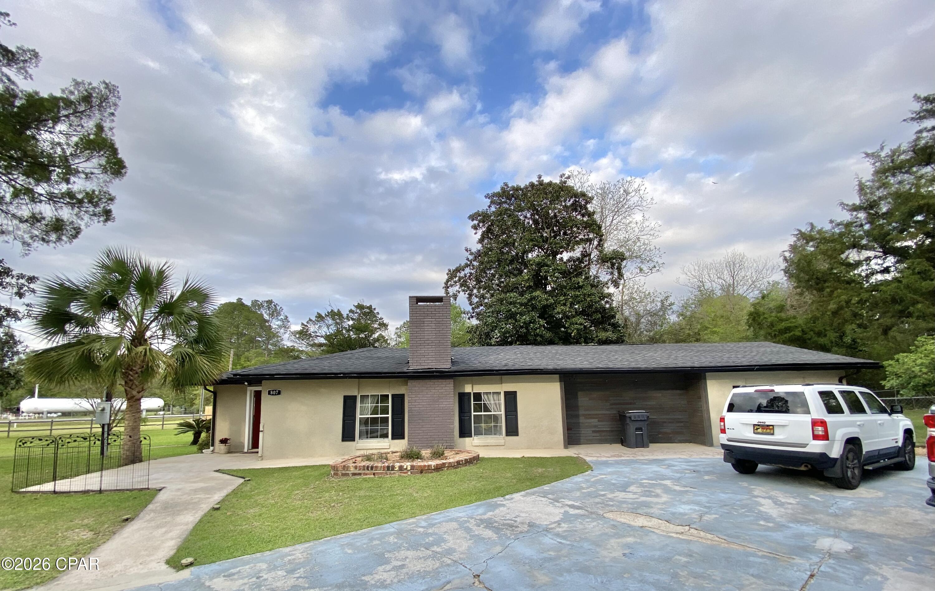 807 Maple Street Chipley, FL 32428 - Photo 6 of 42