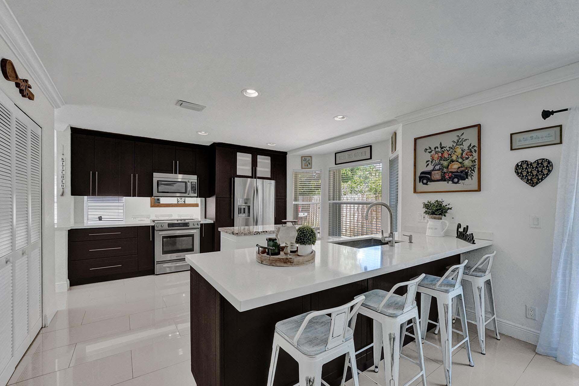 10563 Buttonwood Lake Drive Boca Raton, FL 33498 - Photo 12 of 39 RJP03238
