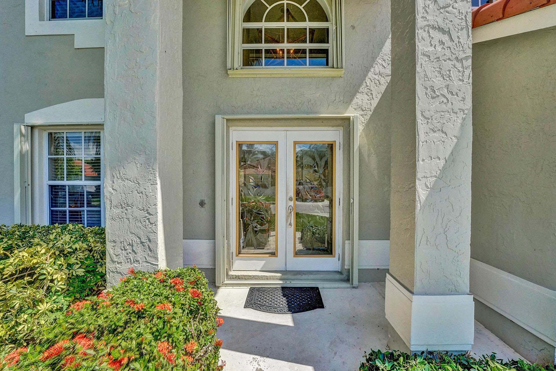 10563 Buttonwood Lake Drive Boca Raton, FL 33498 - Photo 3 of 39 RJP03187