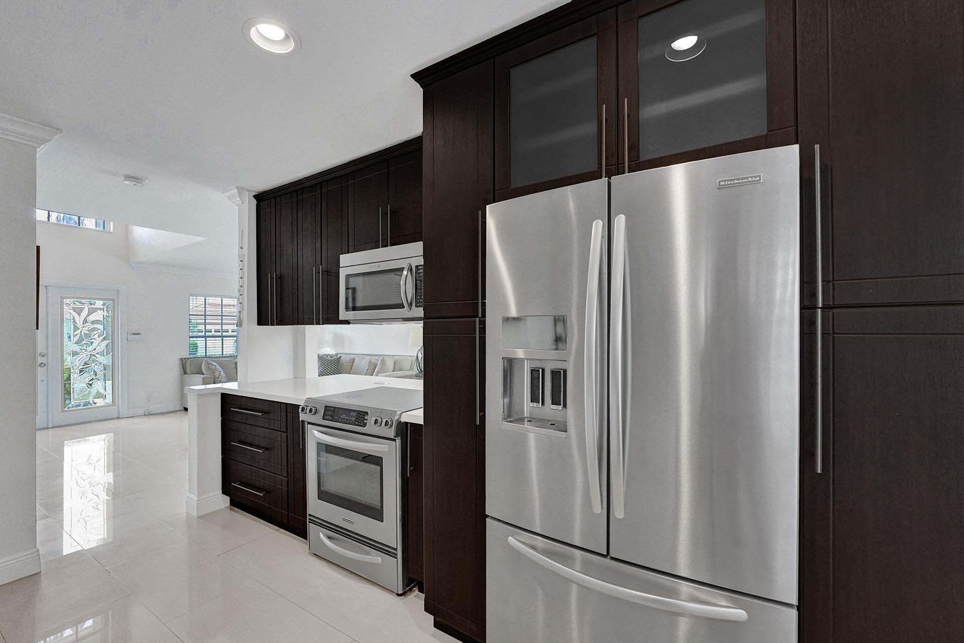 10563 Buttonwood Lake Drive Boca Raton, FL 33498 - Photo 8 of 39 RJP03223
