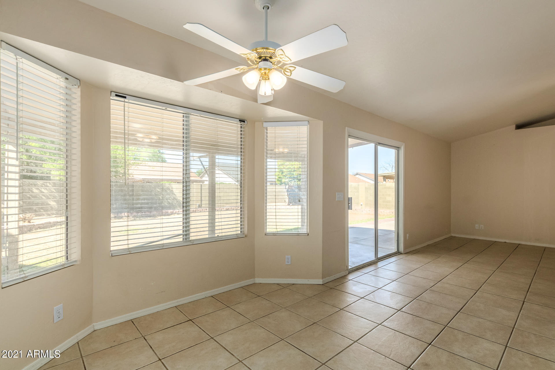 2038 East Devon Road Gilbert, AZ 85296 - Photo 11 of 40 11-Devon