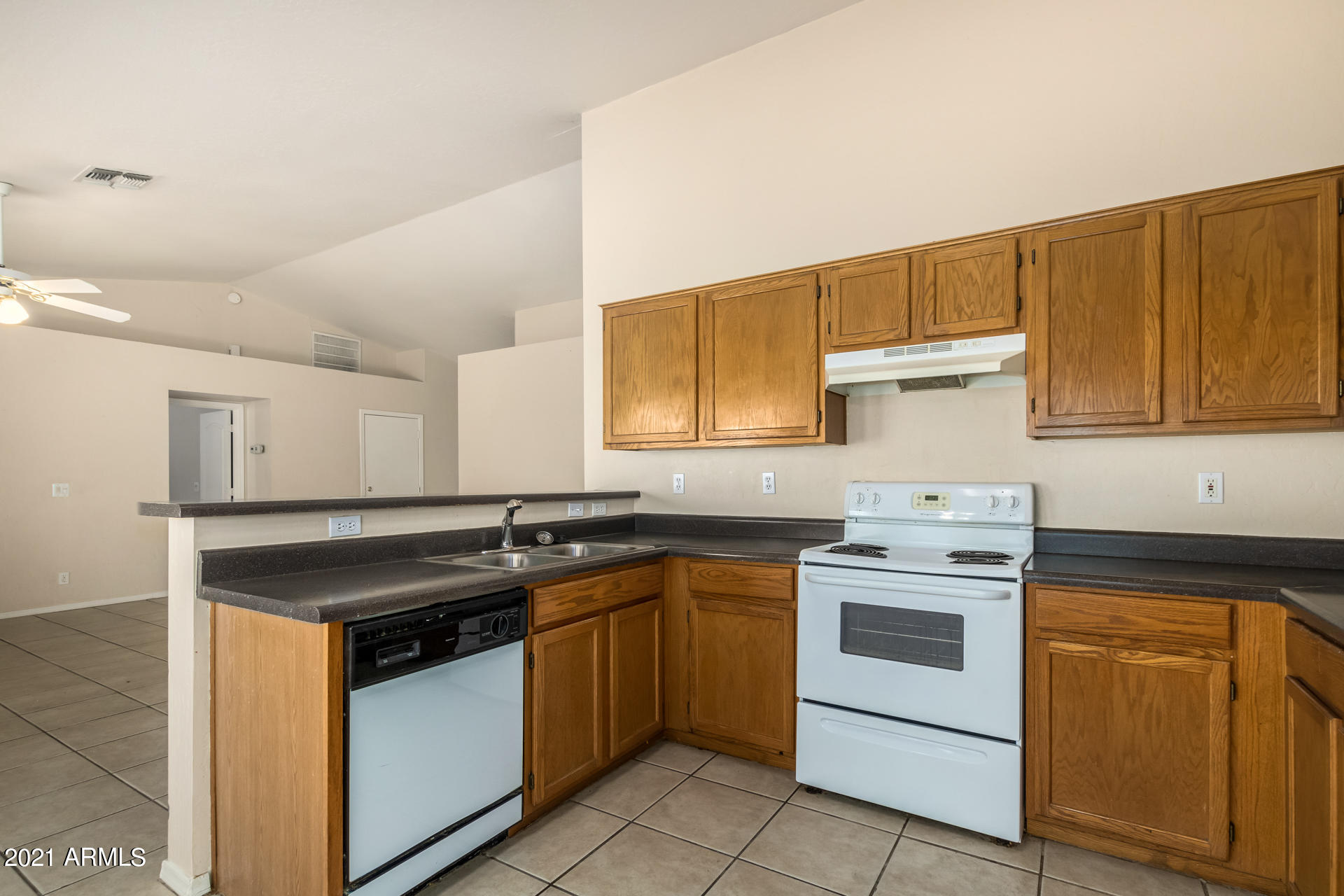 2038 East Devon Road Gilbert, AZ 85296 - Photo 12 of 40 12-Devon