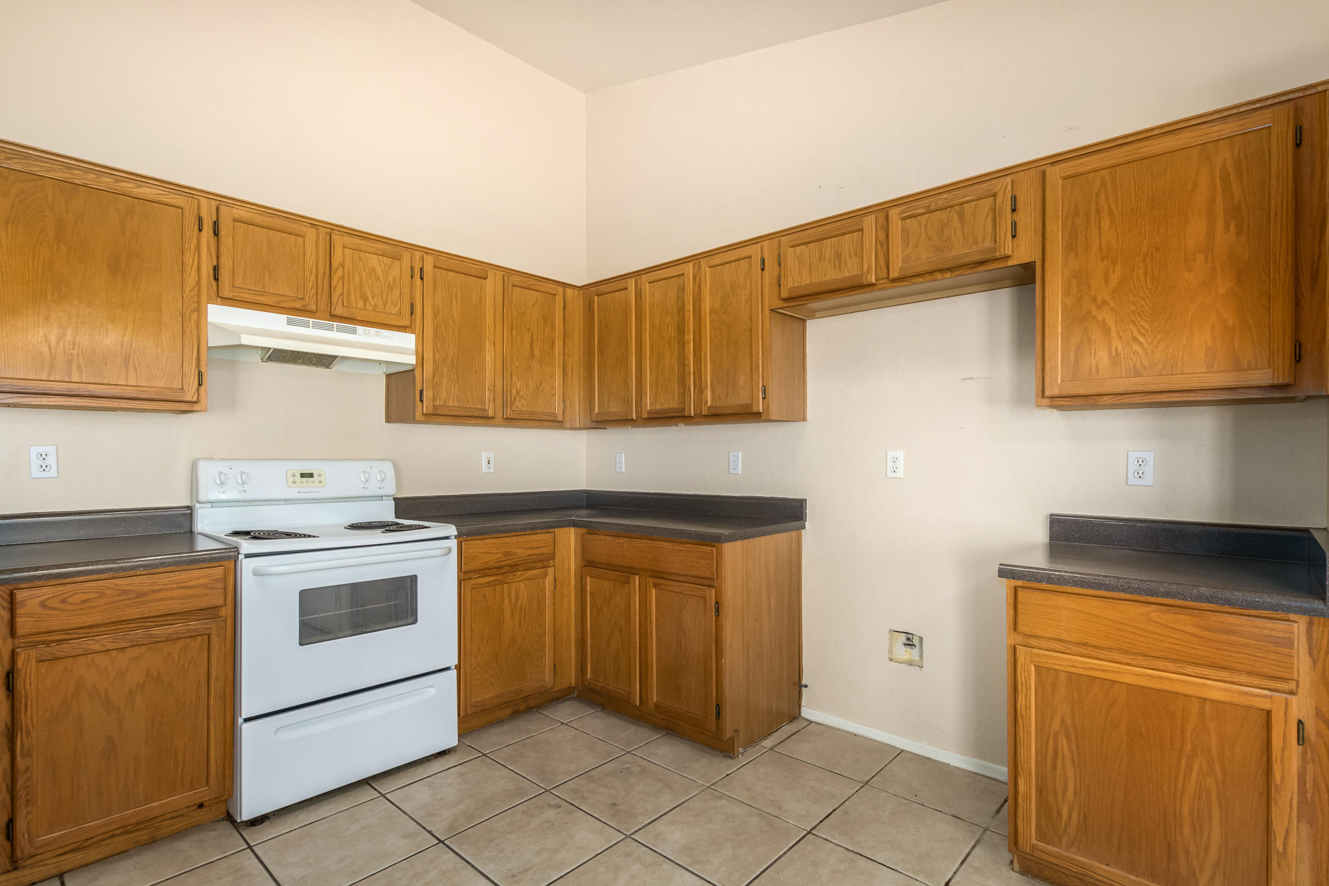 2038 East Devon Road Gilbert, AZ 85296 - Photo 13 of 40 13-Devon