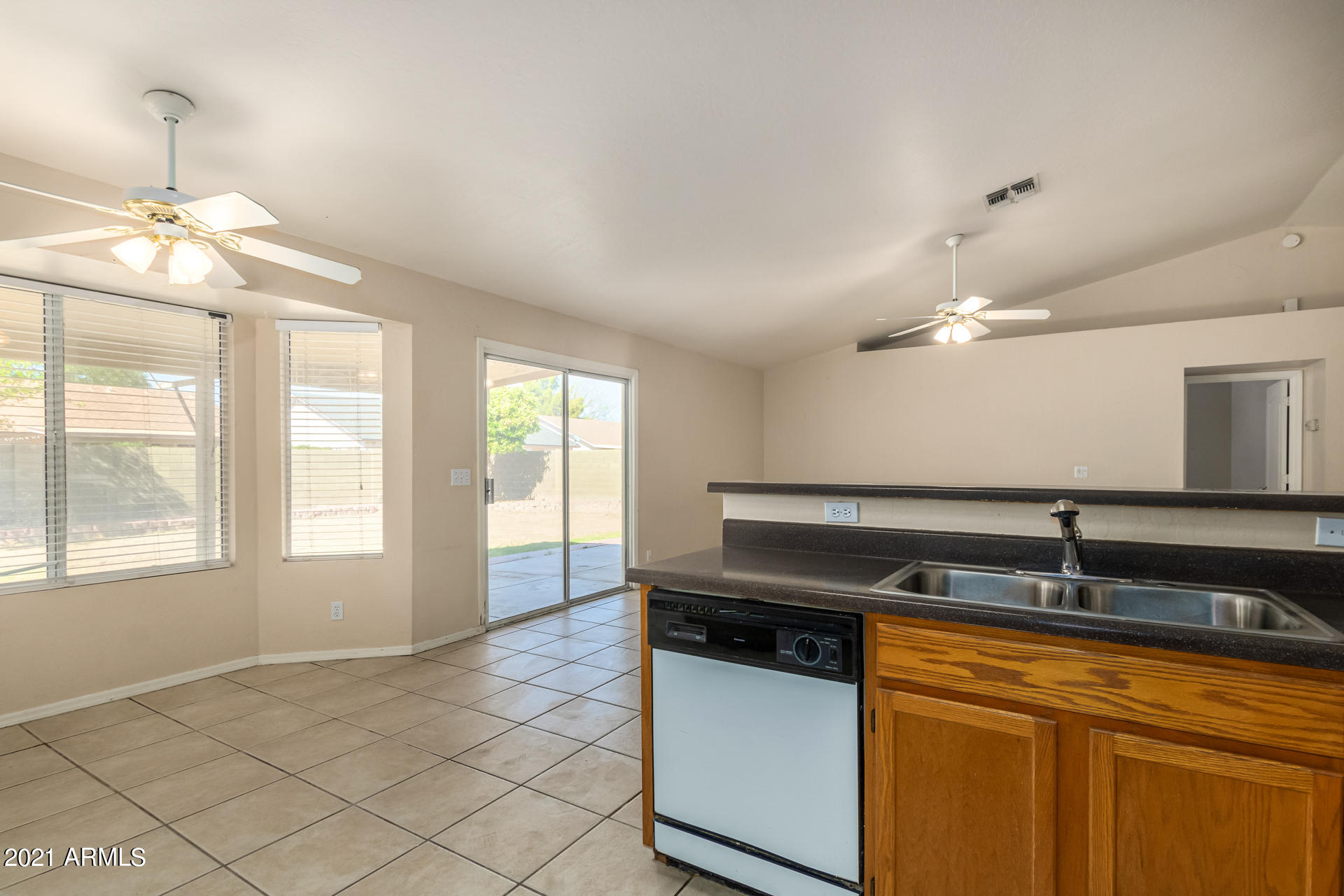 2038 East Devon Road Gilbert, AZ 85296 - Photo 15 of 40 15-Devon
