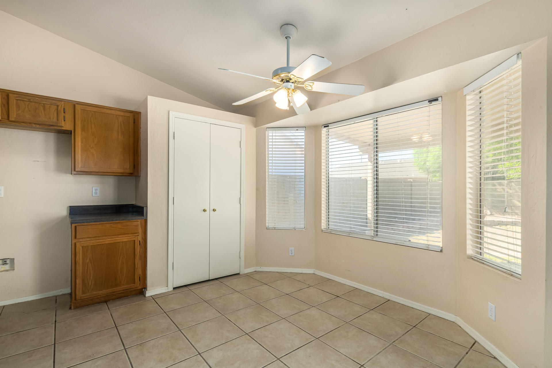 2038 East Devon Road Gilbert, AZ 85296 - Photo 8 of 40 08-Devon