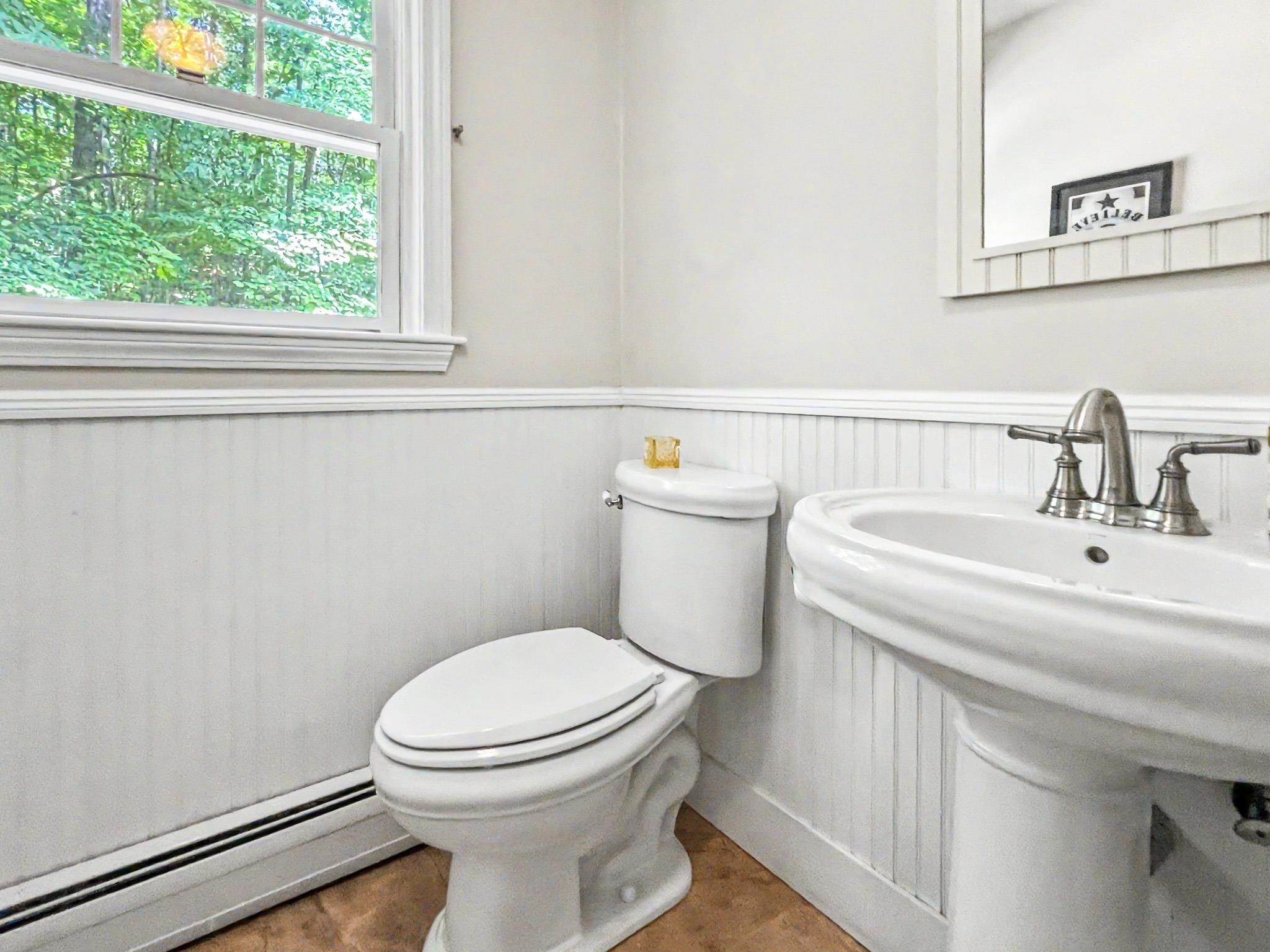 33 Oriole Road Windham, NH 03087 - Photo 16 of 46 Gallery Image 16