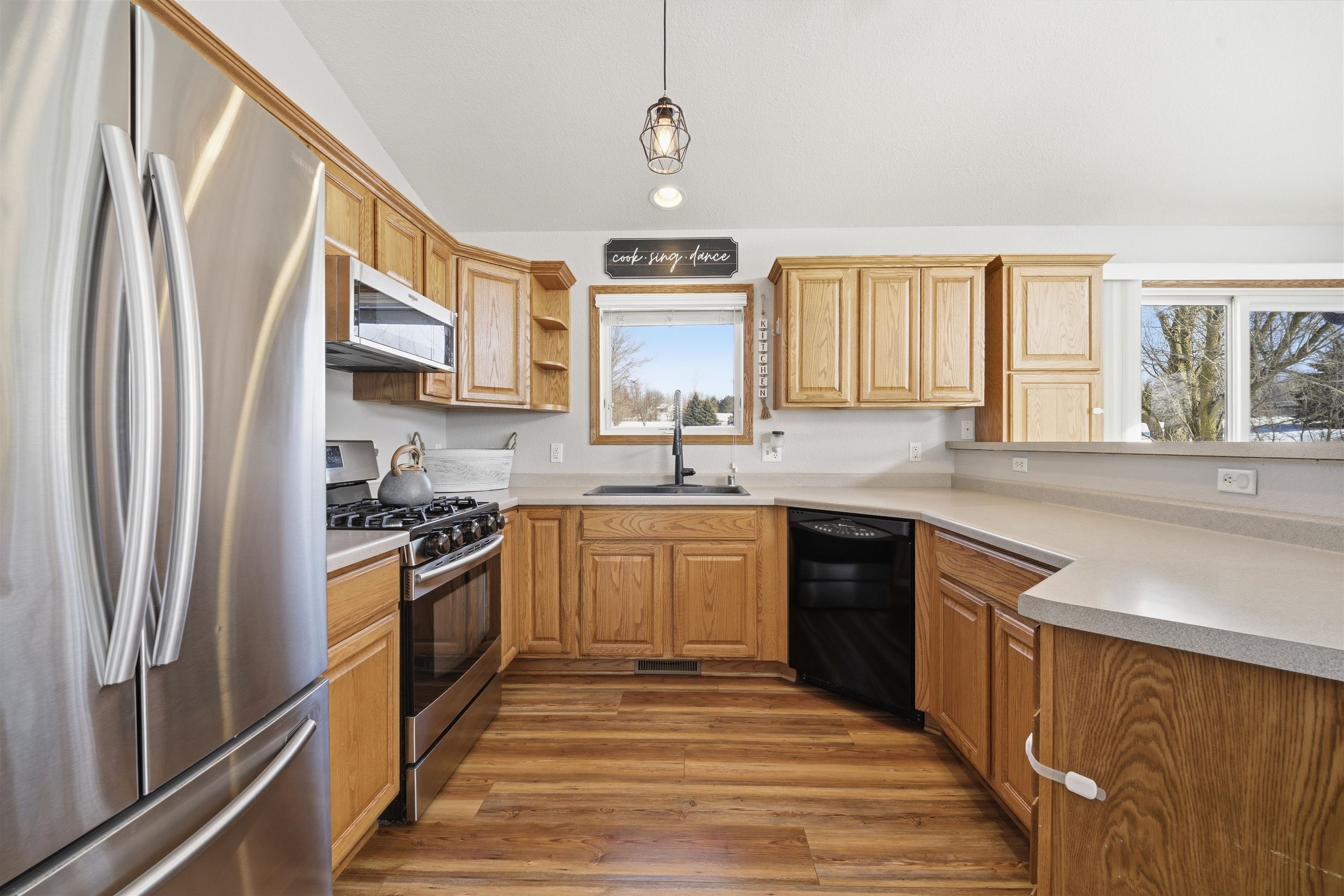 N3708 Meadow Lane Cascade, WI 53011 - Photo 5 of 40