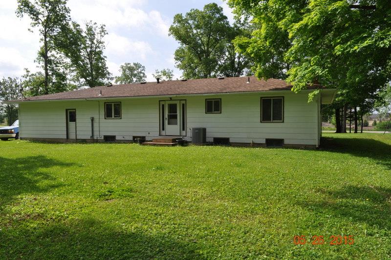 104 West Gump Road Fort Wayne, IN 46845 - Photo 2 of 25