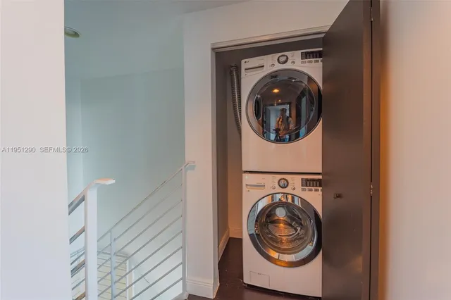 $5,700 | 60 Southwest 13th Street, Unit 3424, Miami, FL 33130