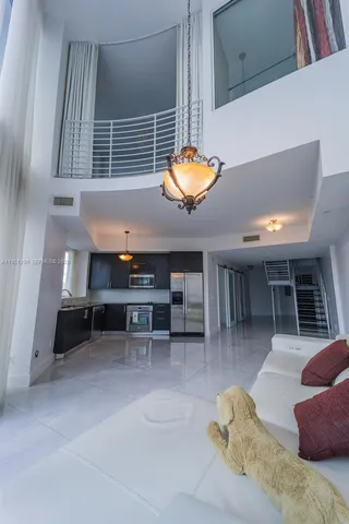 $5,700 | 60 Southwest 13th Street, Unit 3424, Miami, FL 33130