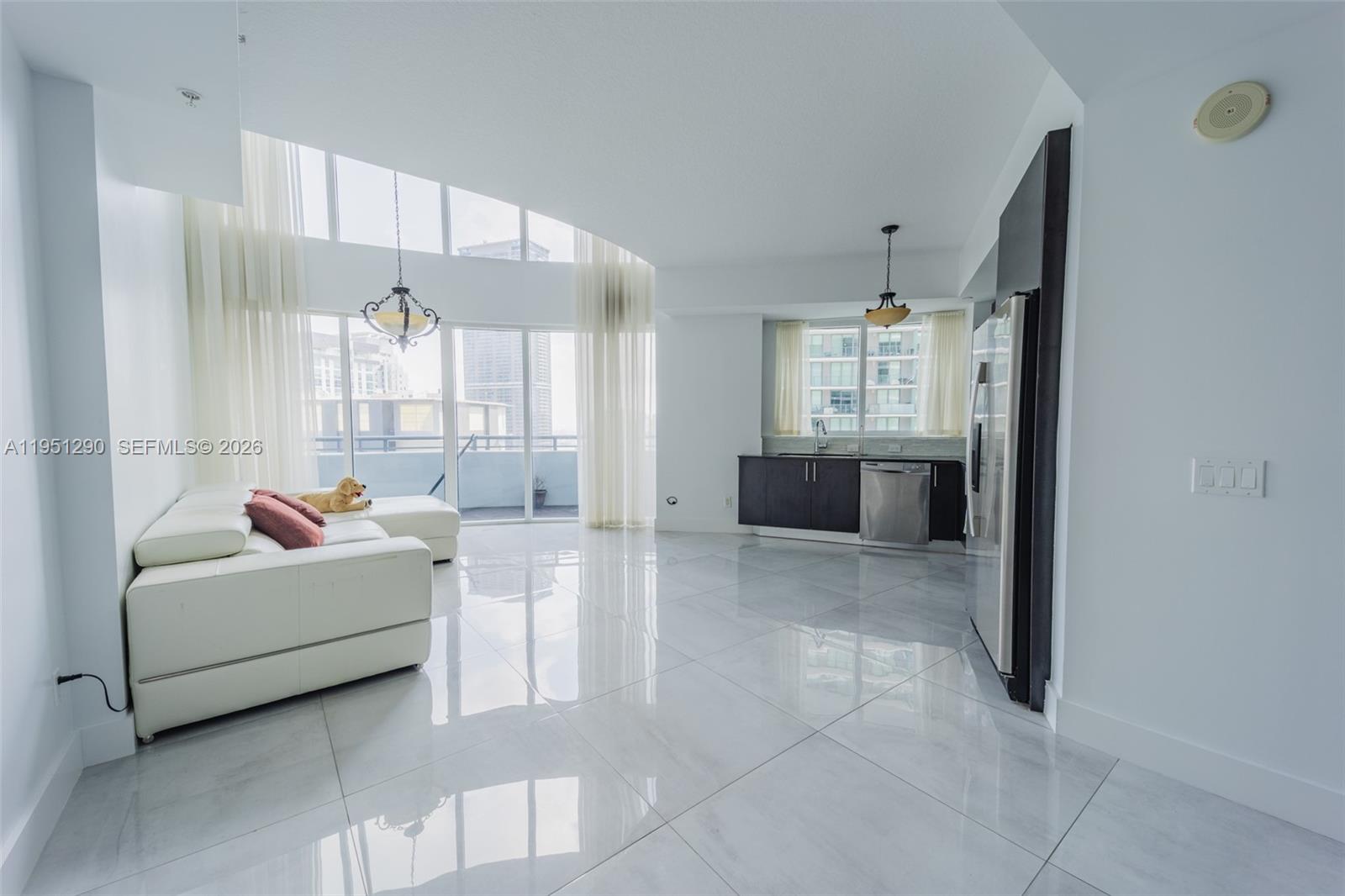 60 Southwest 13th Street, Unit 3424 Miami, FL 33130 - Photo 2 of 26