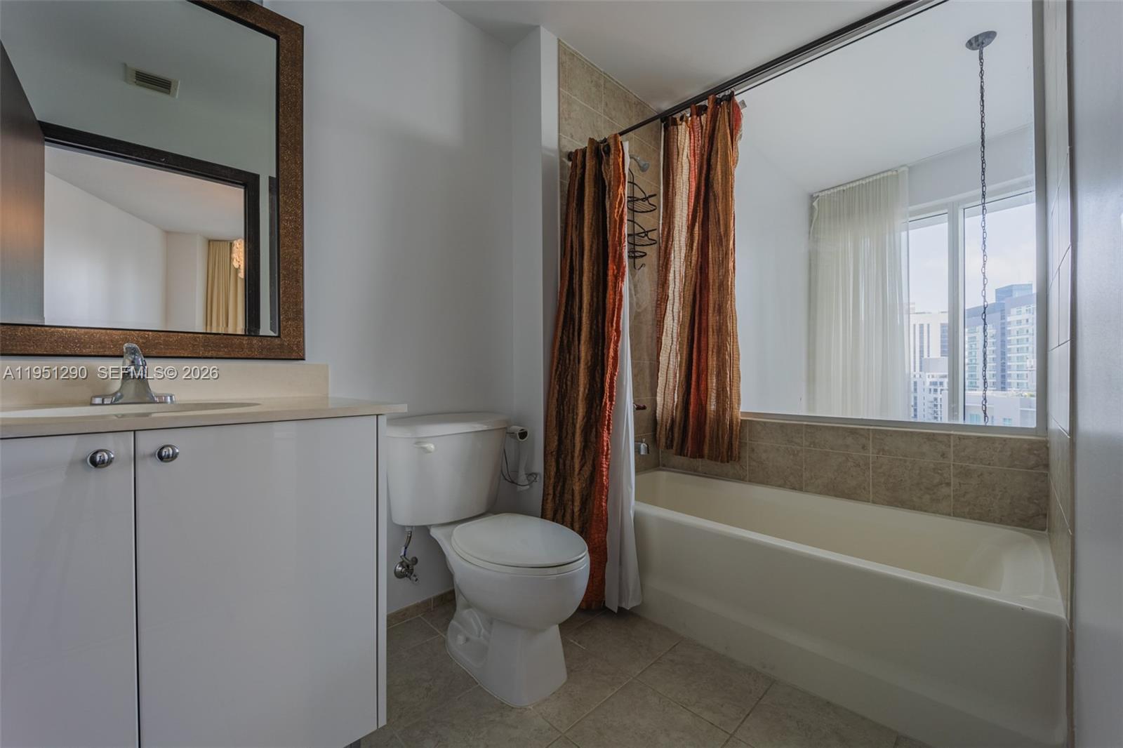 60 Southwest 13th Street, Unit 3424 Miami, FL 33130 - Photo 9 of 26