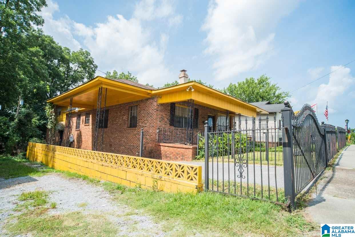 105 59th Street Fairfield, AL 35064 - Photo 3 of 4