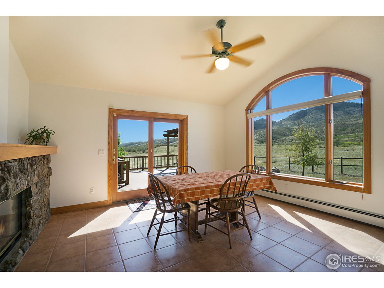 1100 Shadow Ridge Road Laporte, CO 80535 - Photo 10 of 32 Dining Room