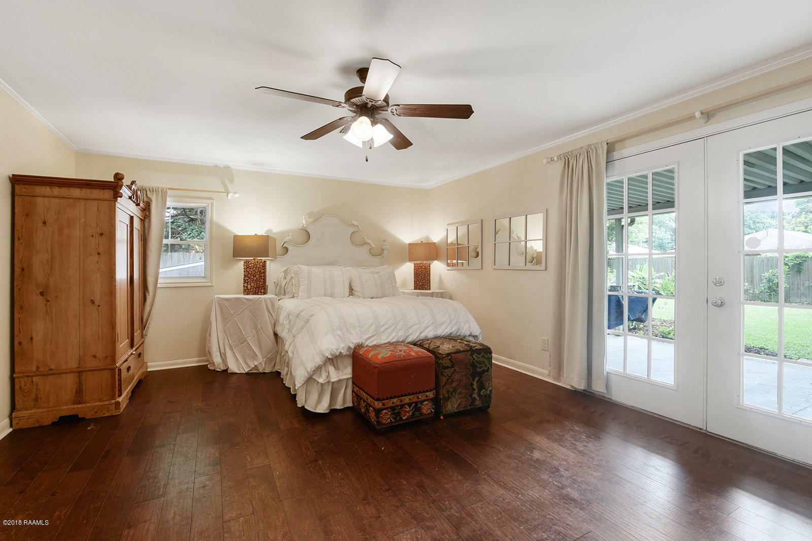 249 Normandy Road Lafayette, LA 70503 - Photo 10 of 23 010_1600x1067_mls_1600x1067