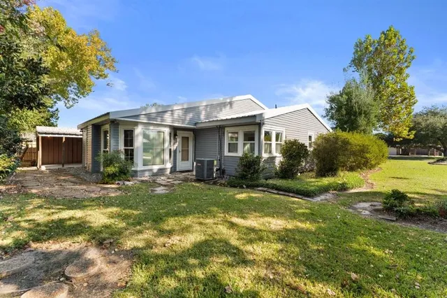 $219,000 | 354 Jefferson Drive, Lake Charles, LA 70605