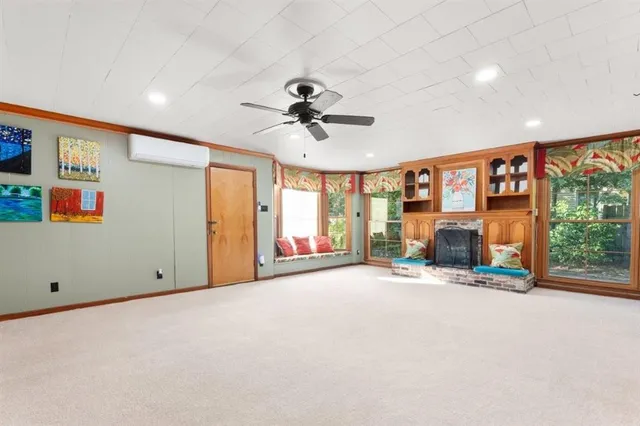 $219,000 | 354 Jefferson Drive, Lake Charles, LA 70605