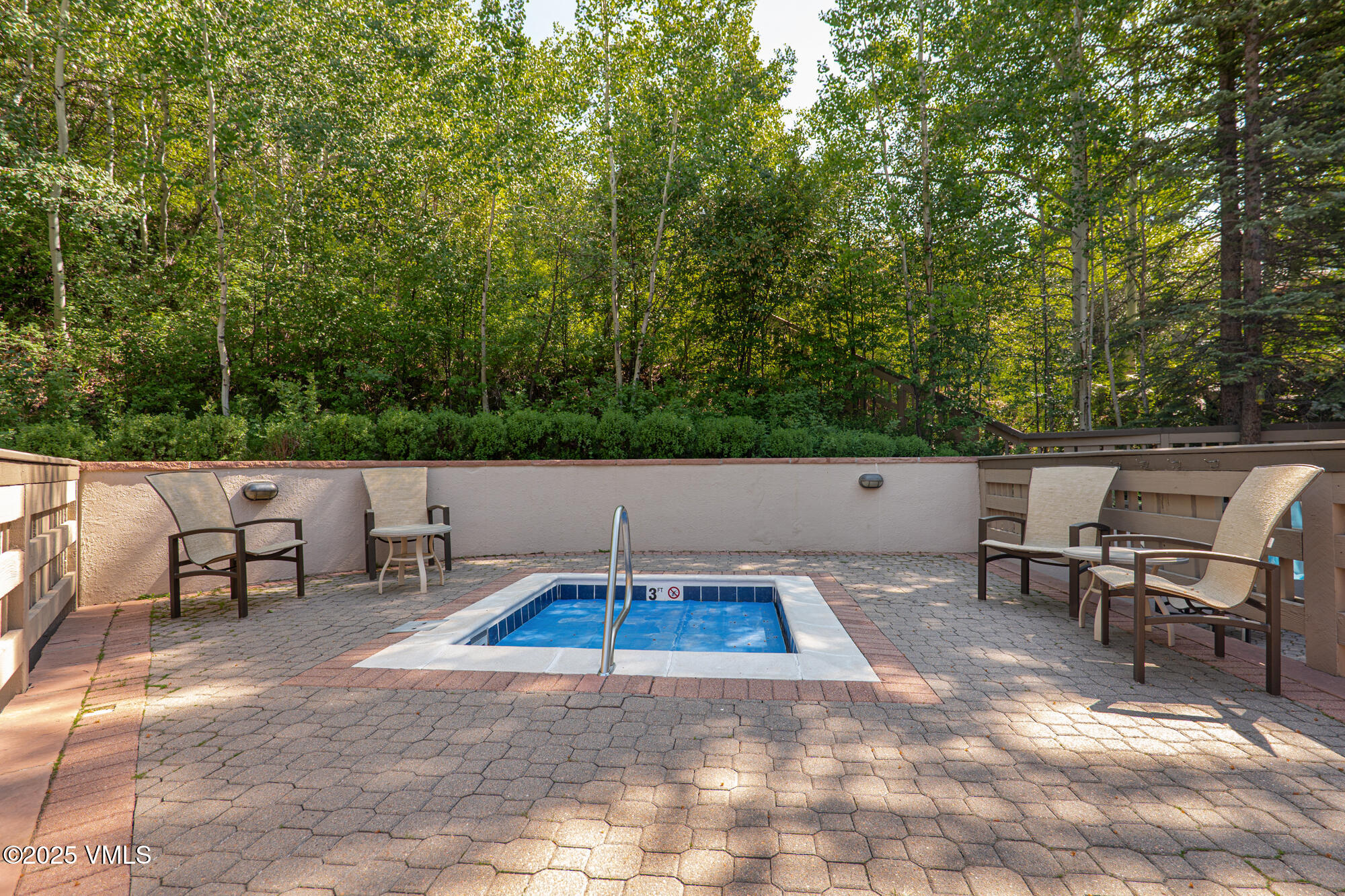 311 Offerson Road, Unit 223 Beaver Creek, CO 81620 - Photo 32 of 37 deck view with table and chairs
