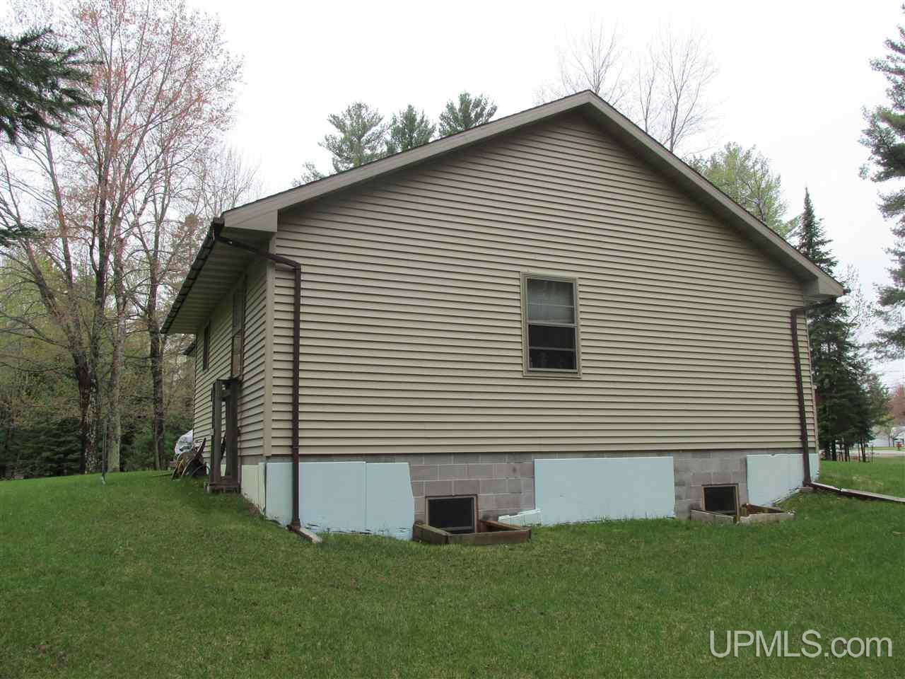 6388 L L.5 Road Gladstone, MI 49837 - Photo 44 of 49