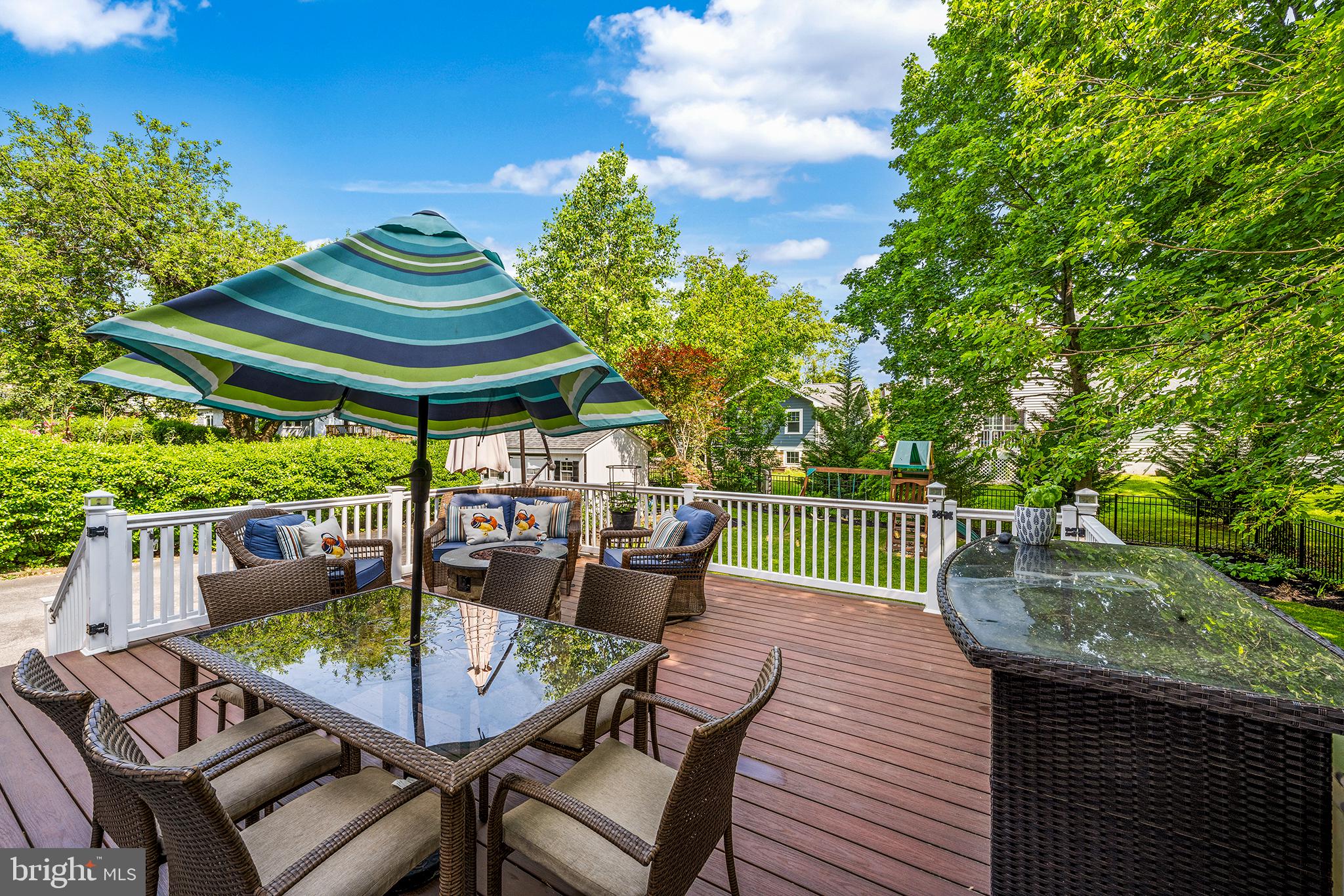 614 East Manoa Road Havertown, PA 19083 - Photo 33 of 39 Large Deck