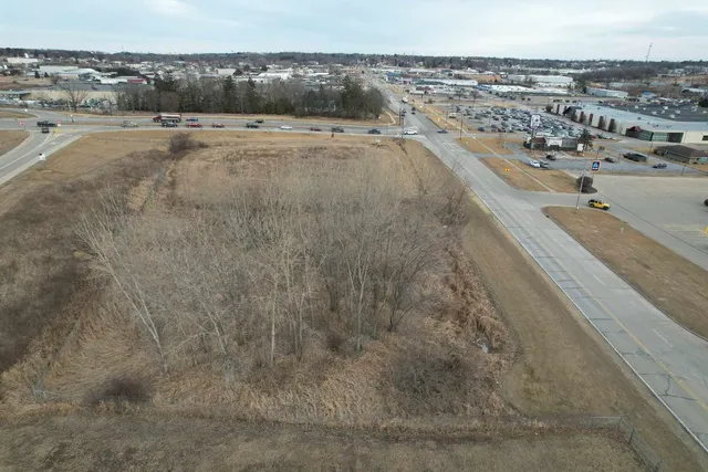 $600,000 | 1.86-acres West 8th, Monroe, WI 53566