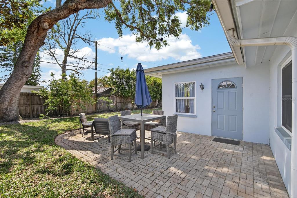 2063 Pine Ridge Drive Clearwater, FL 33763 - Photo 36 of 60