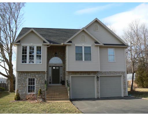 661 River Road Agawam, MA 01001 - Photo 1 of 10 Gallery Image 1