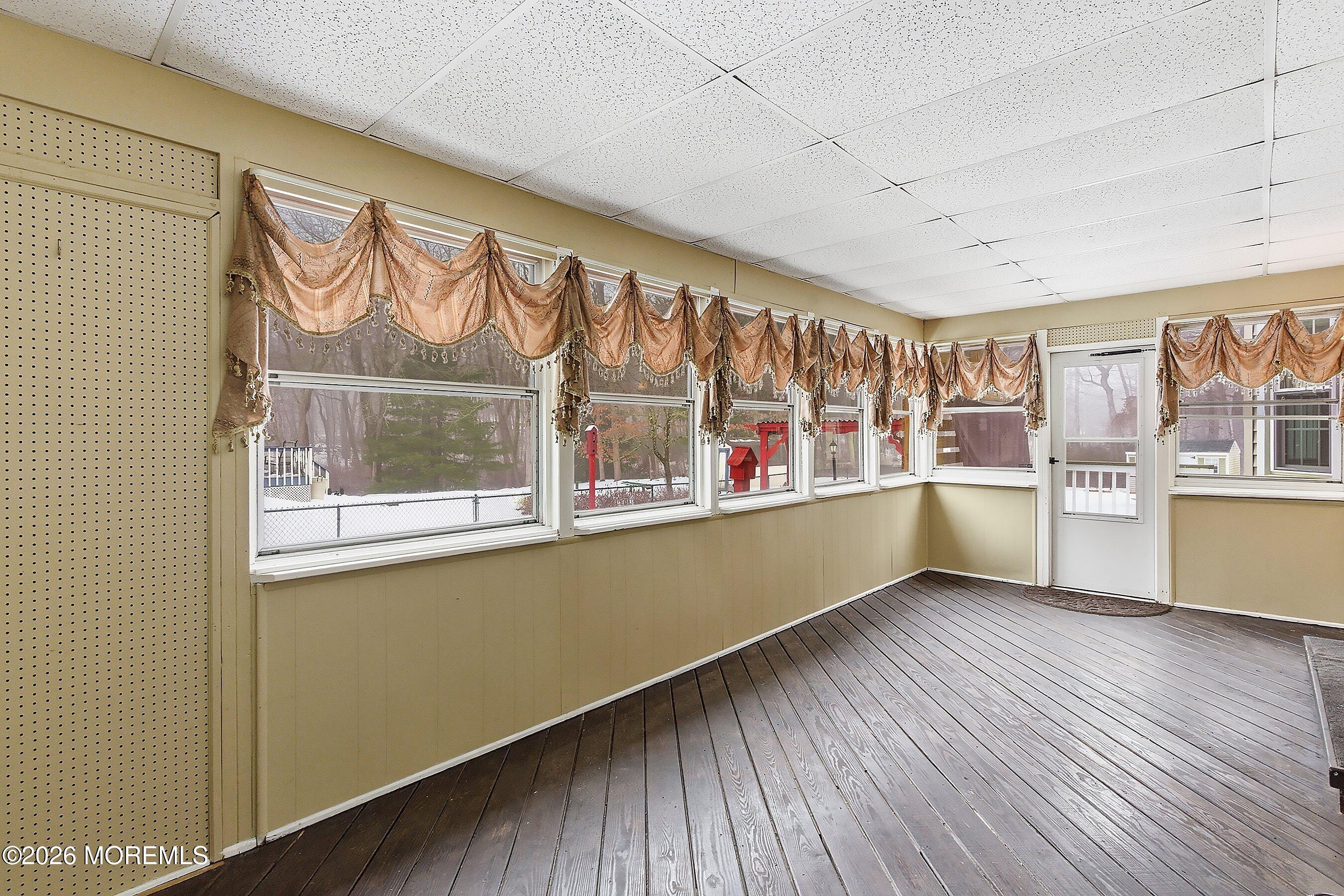 638 Freehold Road Jackson, NJ 08527 - Photo 9 of 34 09-Sunroom 1A