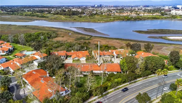 $2,050,000 | 2952 Quedada, Newport Beach, CA 92660