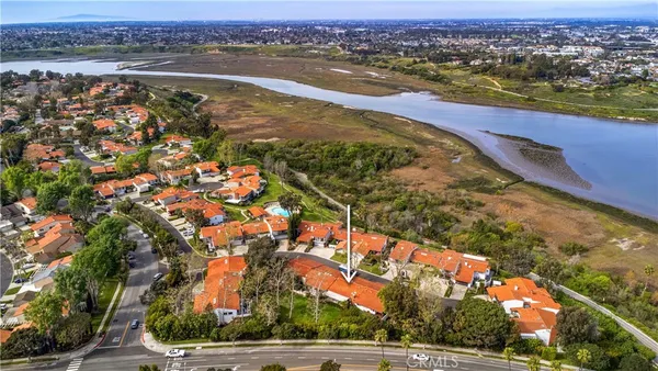 $2,050,000 | 2952 Quedada, Newport Beach, CA 92660