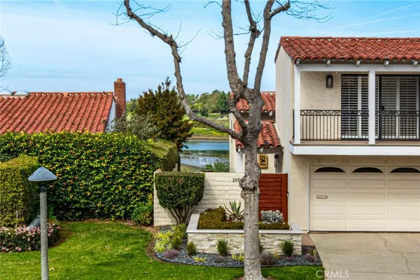 $2,050,000 | 2952 Quedada, Newport Beach, CA 92660