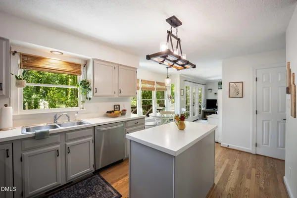 $550,000 | 1307 Chimney Hill Drive, Apex, NC 27502