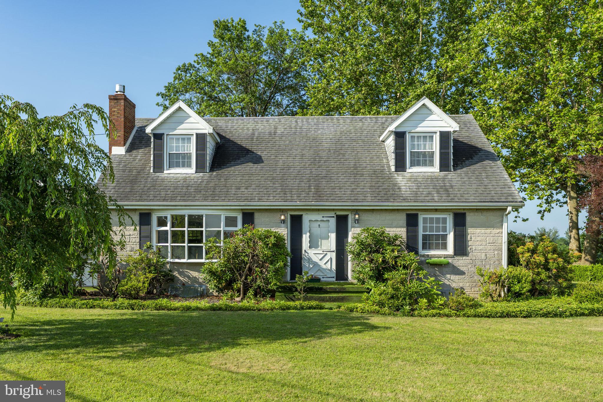 279 South Sheridan Road Newmanstown, PA 17073 - Photo 3 of 58 Gallery Image 3