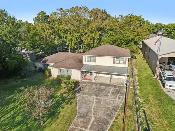 $339,900 | 4733 Oleander Street, Bacliff, TX 77518