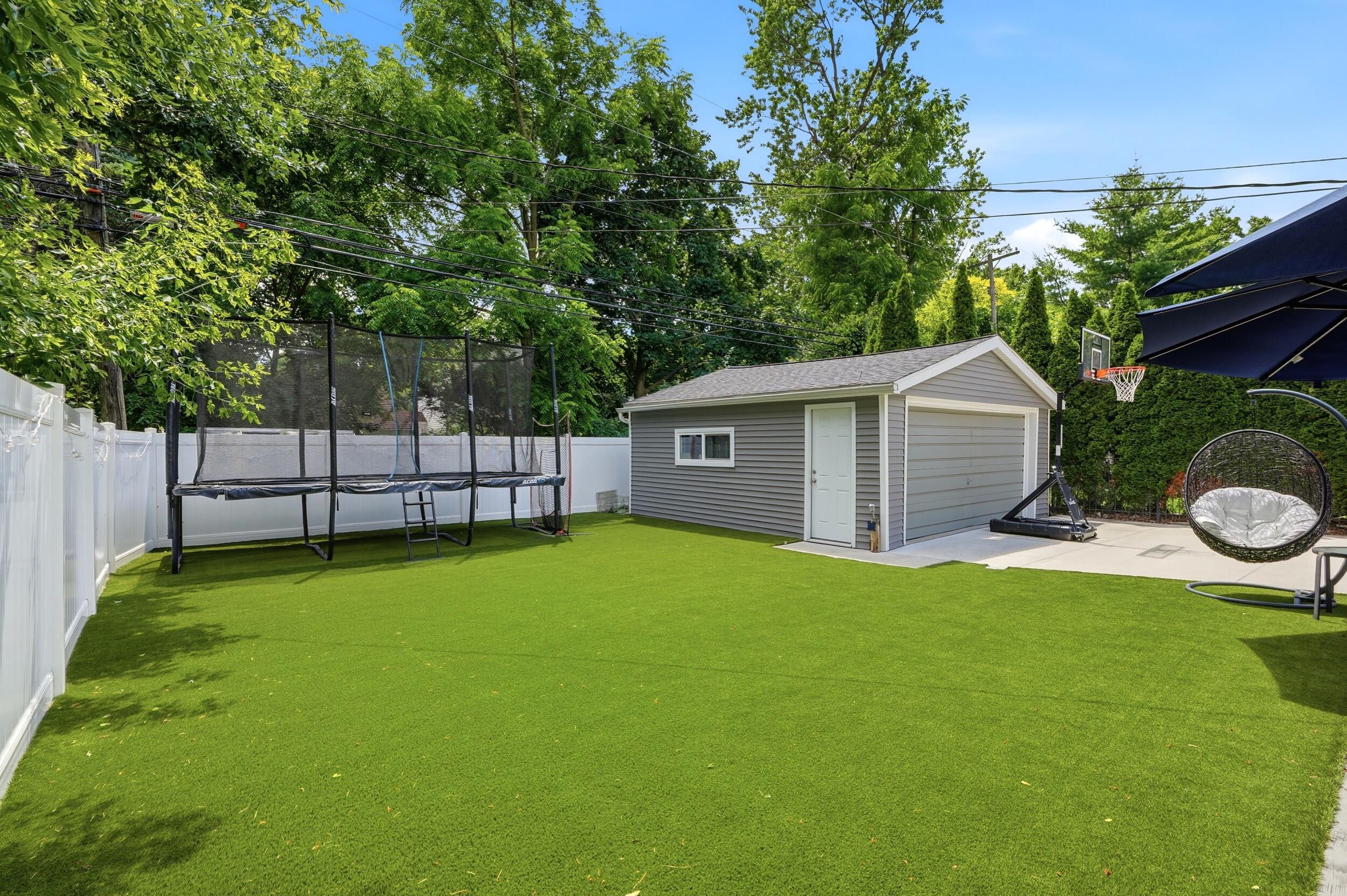 1921 Earlmont Road Berkley, MI 48072 - Photo 31 of 42 Artificial Turf