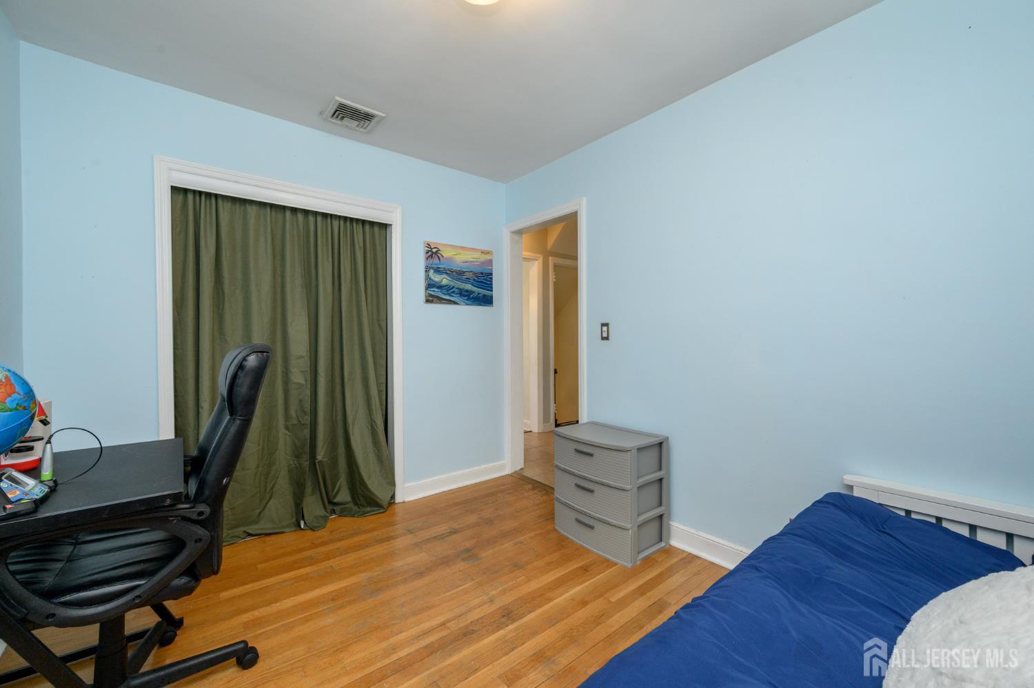 49 Colonial Drive Clark, NJ 07066 - Photo 14 of 31