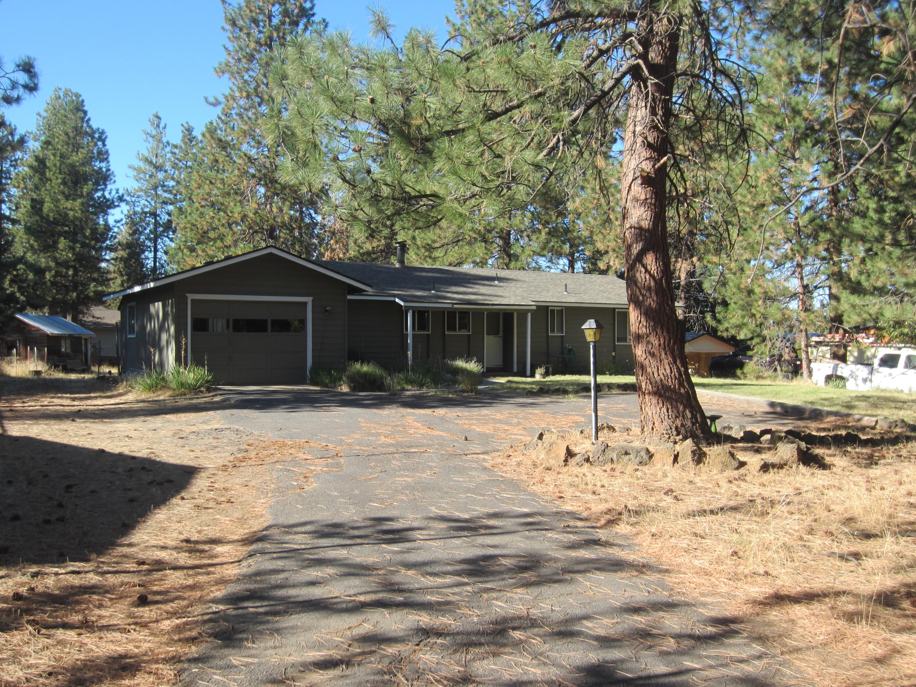 60313 Cinder Butte Road Bend, OR 97702 - Photo 20 of 20 IMG_4253