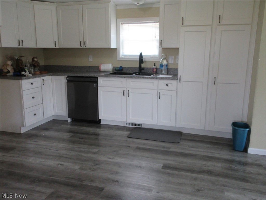 5232 Russell Road Andover, OH 44003 - Photo 6 of 16