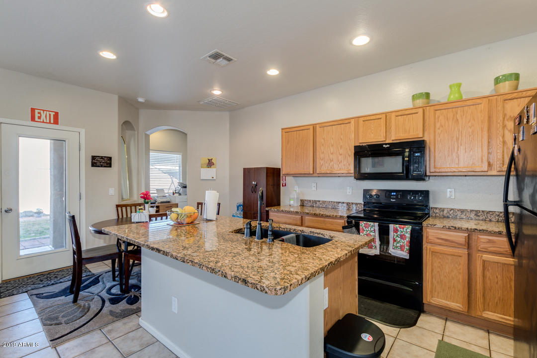 44880 Portabello Road Maricopa, AZ 85139 - Photo 7 of 43 22-Portobello
