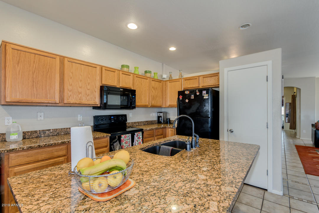 44880 Portabello Road Maricopa, AZ 85139 - Photo 8 of 43 23-Portobello