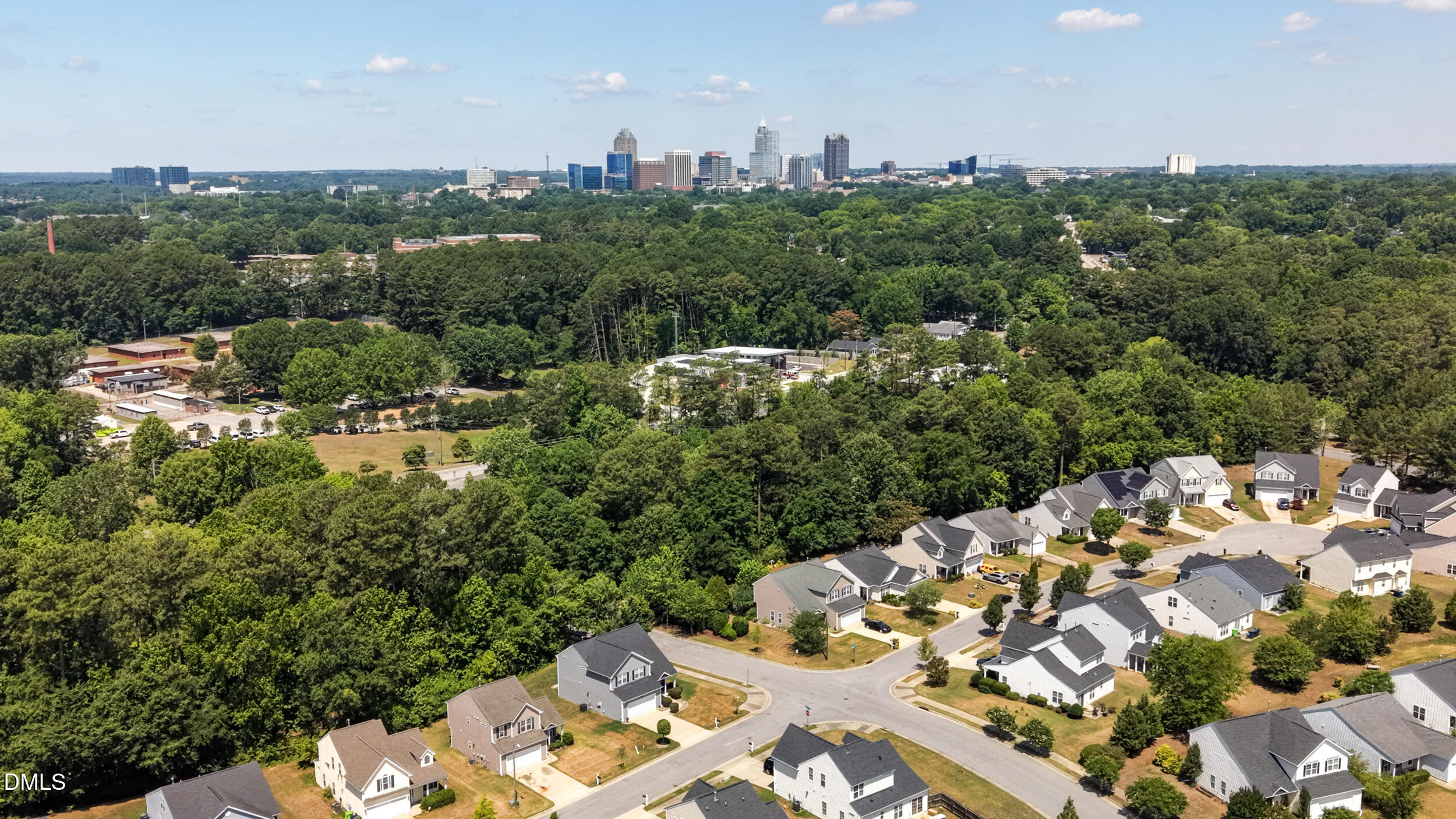 804 Nightshade Way Raleigh, NC 27610 - Photo 34 of 45 16_dji_fly_20260617_112610_0052_17817101