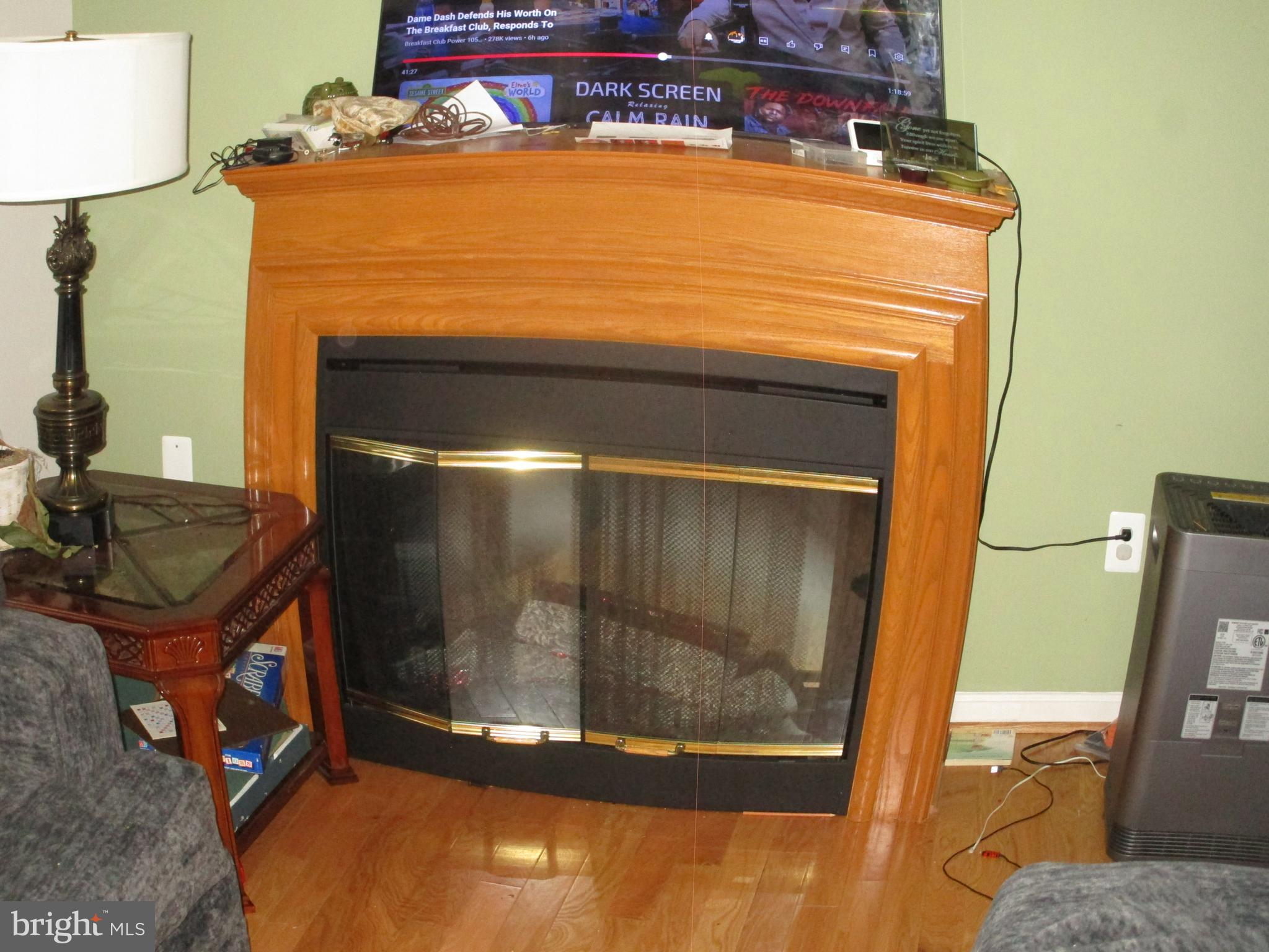 811 George Street Baltimore, MD 21201 - Photo 3 of 20 a bathroom with a mirror