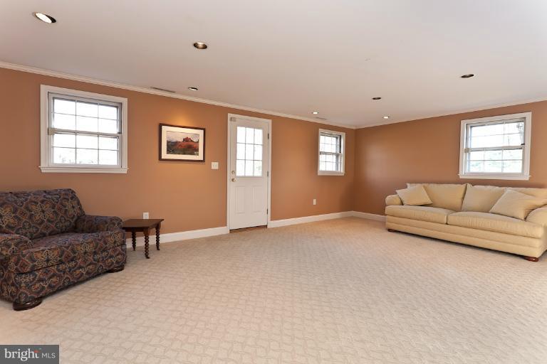 1803 Pot Spring Road Lutherville-Timonium, MD 21093 - Photo 7 of 29 Family Room
