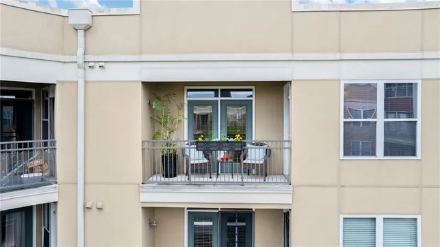 $215,000 | 390 17th Street Northwest, Unit 6057, Atlanta, GA 30363
