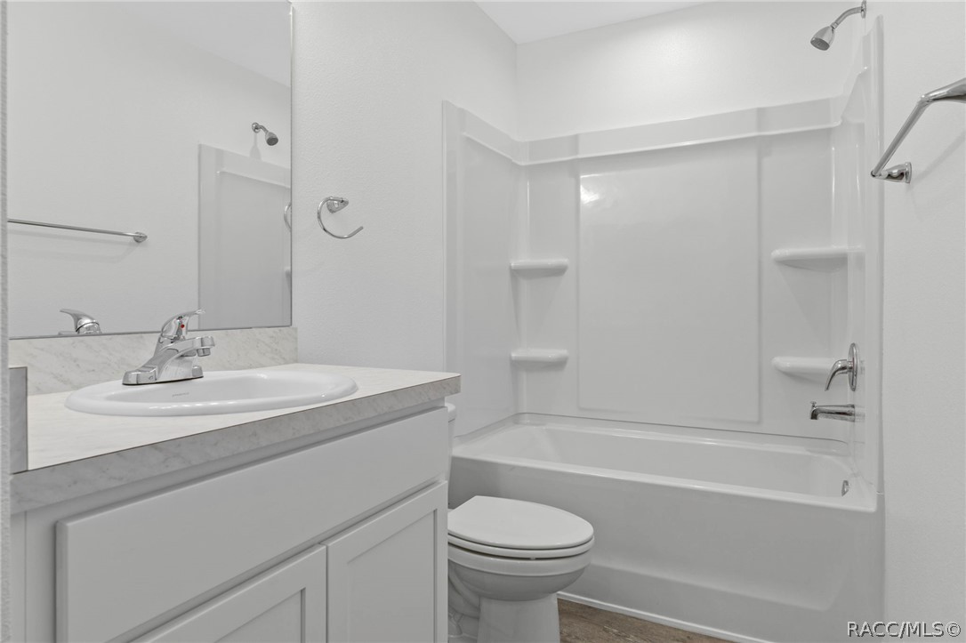 2159 West Nicholas Shane Drive Dunnellon, FL 34434 - Photo 28 of 38 Guest Bath
