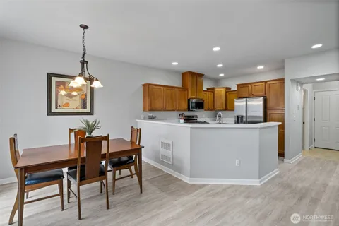 $575,000 | 15405 35th Avenue West, Unit 34H, Lynnwood, WA 98087
