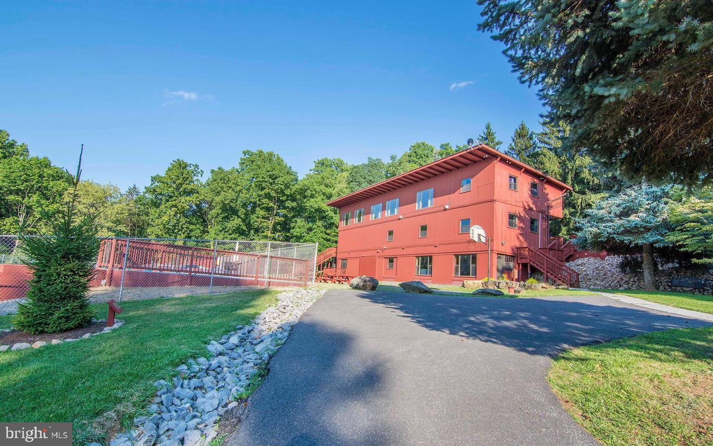 72 Pocahontas Road Front Royal, VA 22630 - Photo 30 of 31 Clubhouse