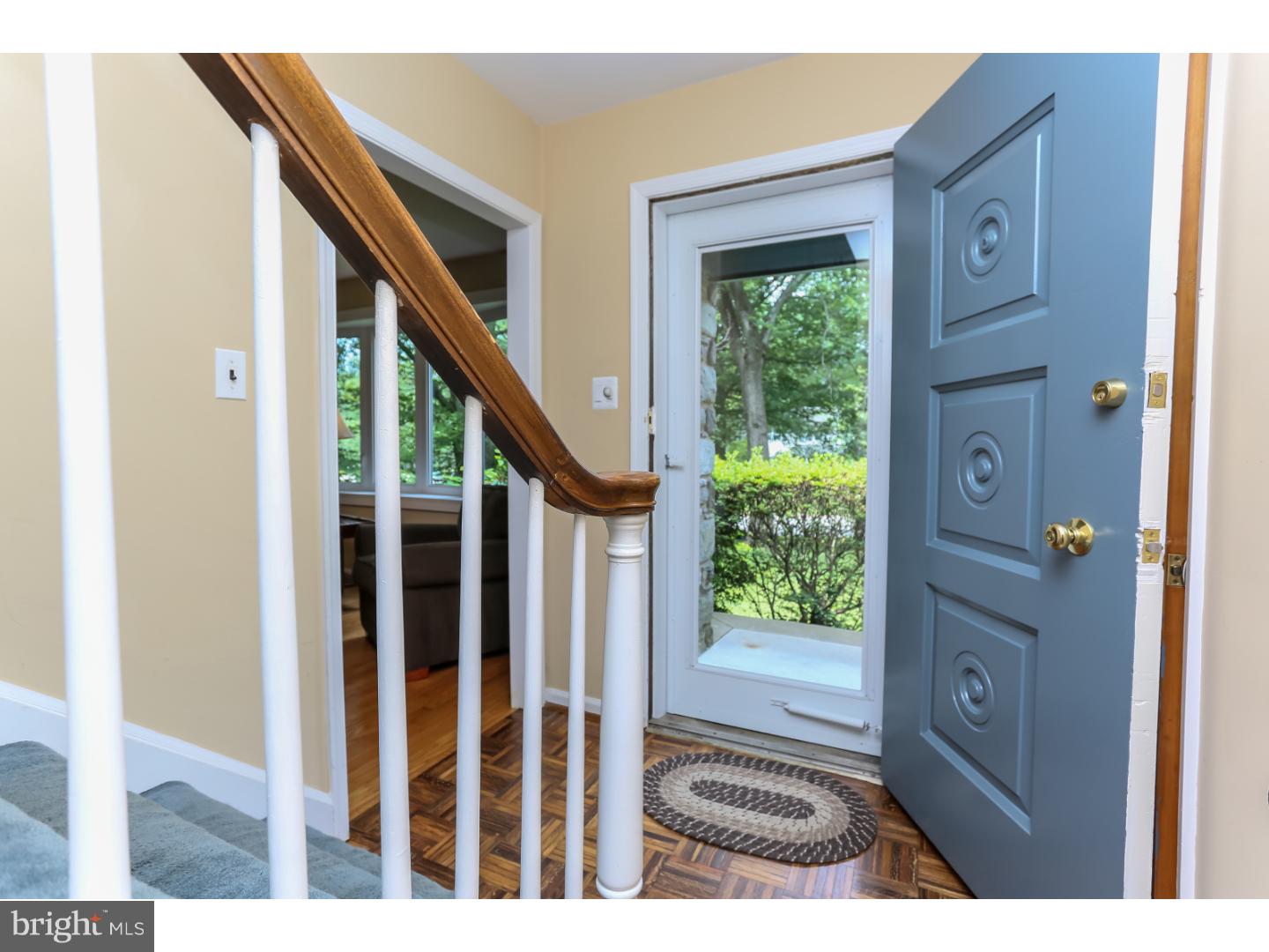 10 Oakford Road Wayne, PA 19087 - Photo 2 of 25 Foyer